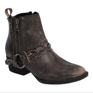 Very Volatile Yokel Charcoal Distressed Western Boot 7.